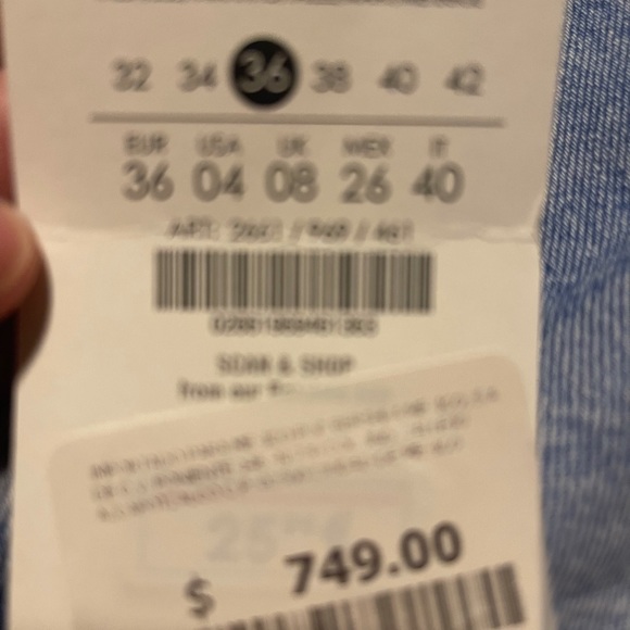 Shorts - Picture 7 of 7